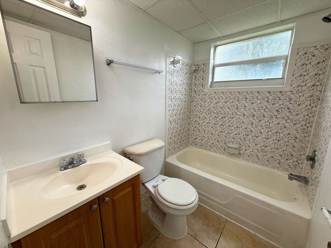 216 N 61st Ave #4 - Photo 6 of 14