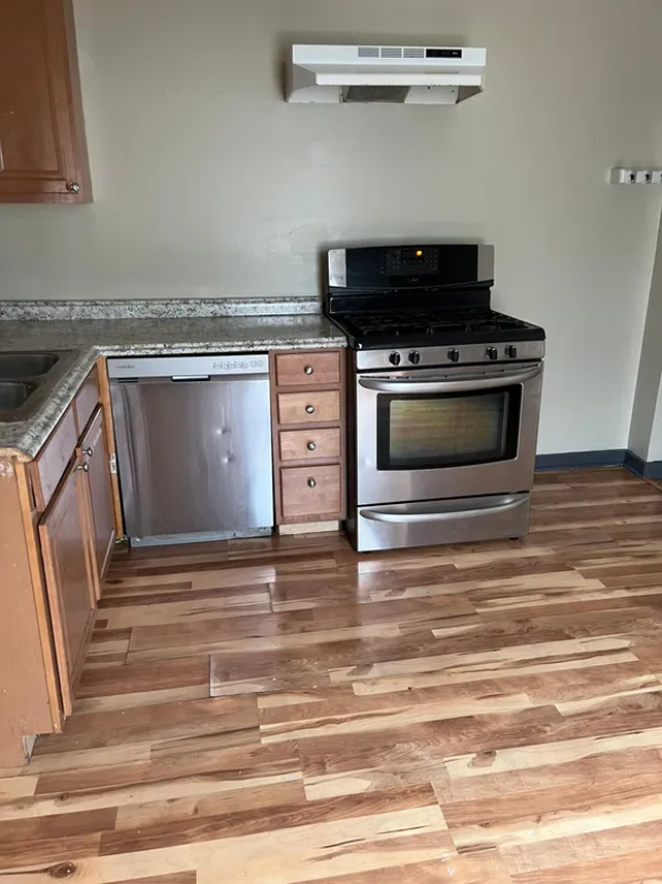 Wager St #787 - Photo 2 of 4