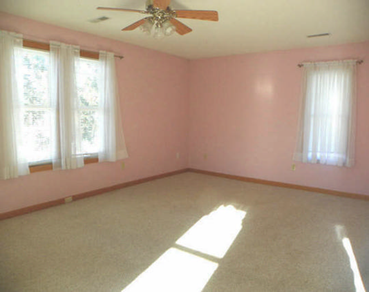 2033A Michigan Ave - Photo 3 of 7