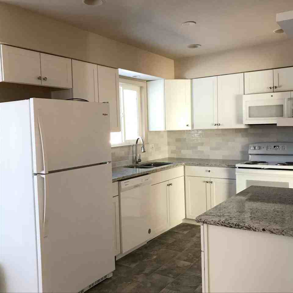 304 Ruth St #1 - Photo 6 of 18