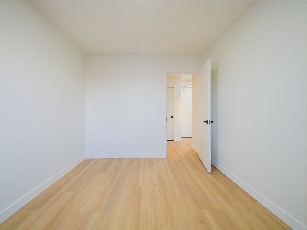 Rosedale Apartments - Photo 5 of 14