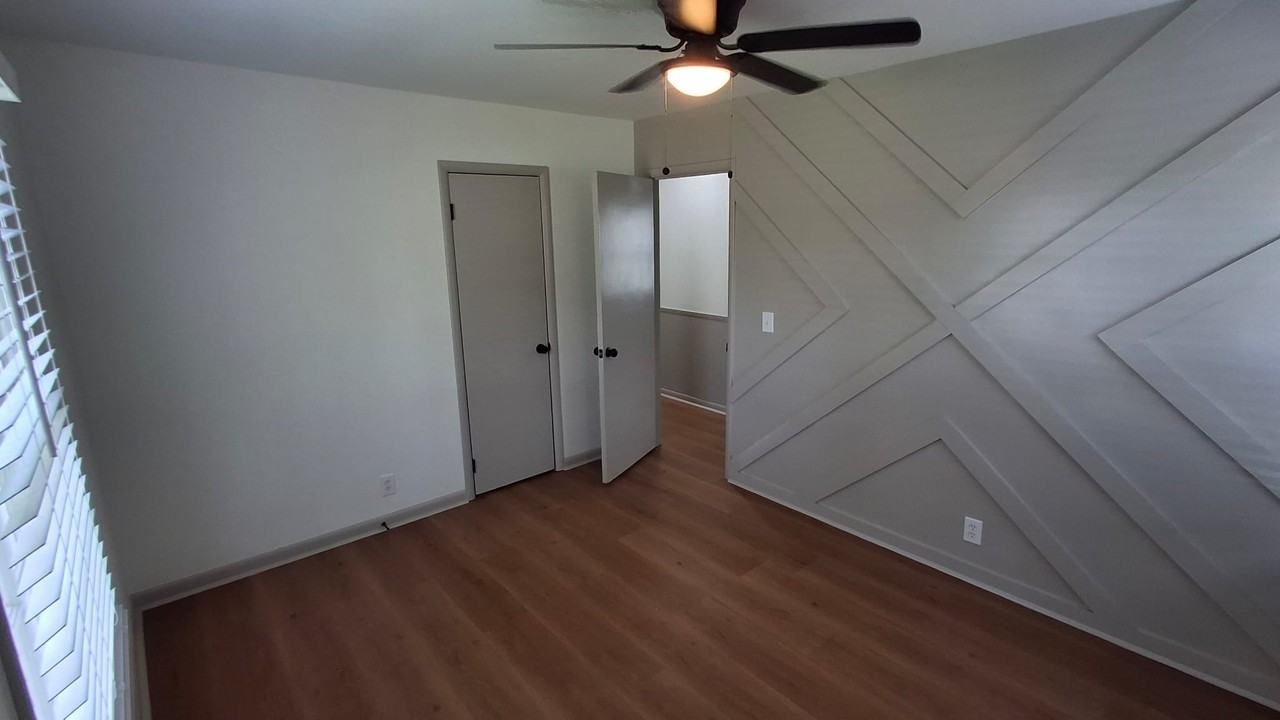 1613 Armstrong St Nw #1 - Photo 7 of 15