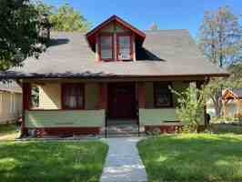 featured image of 1409 Sw Plass Ave