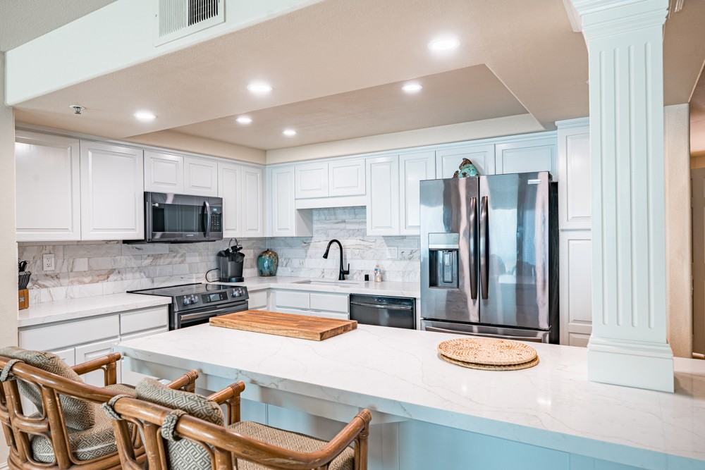 714 Seacoast Dr #307 - Photo 6 of 26