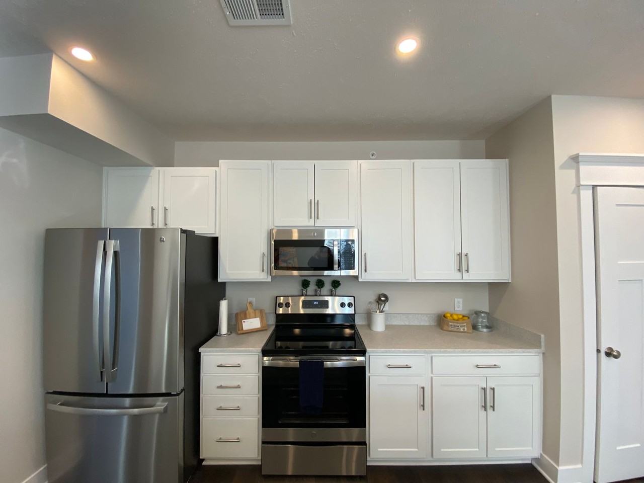 7630 Park Dr #318 - Photo 3 of 12