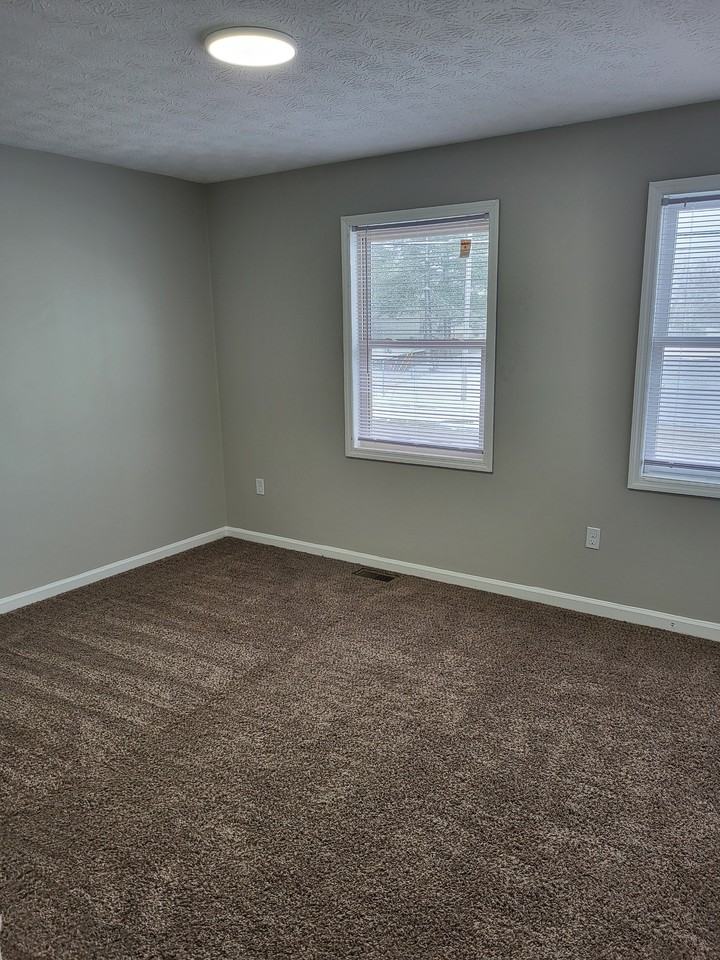 217 Churchill Dr #3 - Photo 7 of 7