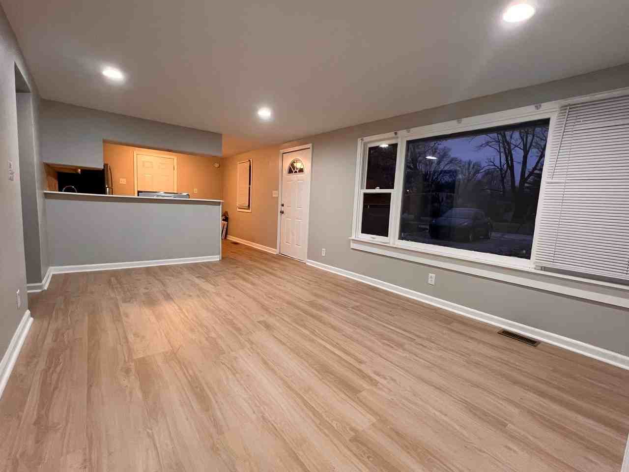 311 Burke Ave #1 - Photo 3 of 11