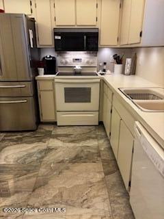 1125 Jimmy Buffett Memorial Highway  402 - 402 #402 - Photo 6 of 9