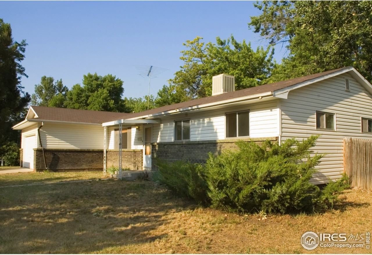 1217 Constitution Ave #1 - Photo 2 of 15