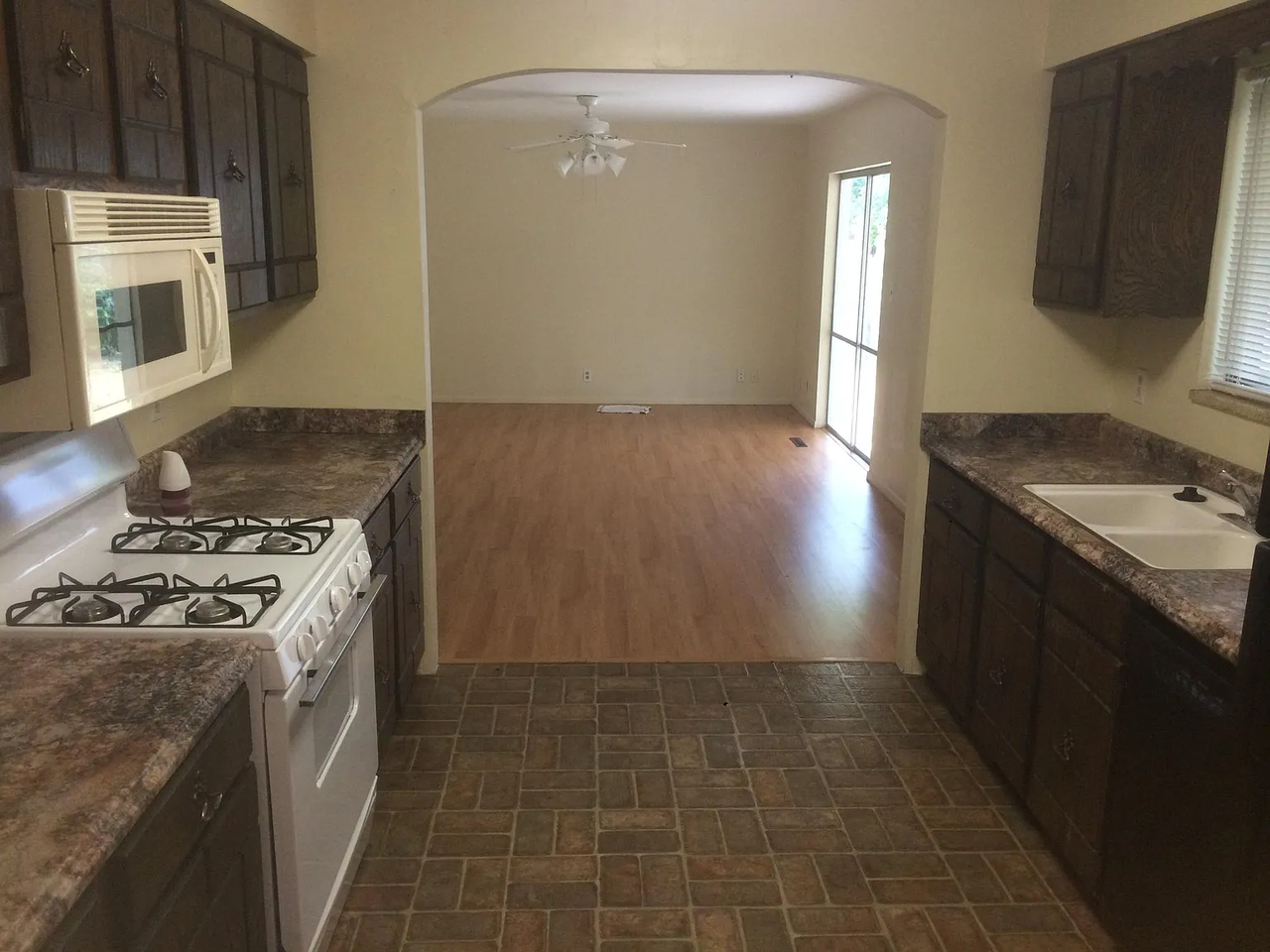 1217 Constitution Ave #1 - Photo 4 of 15