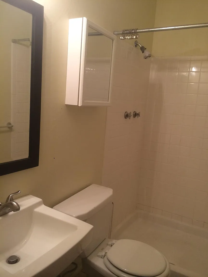 1217 Constitution Ave #1 - Photo 6 of 15