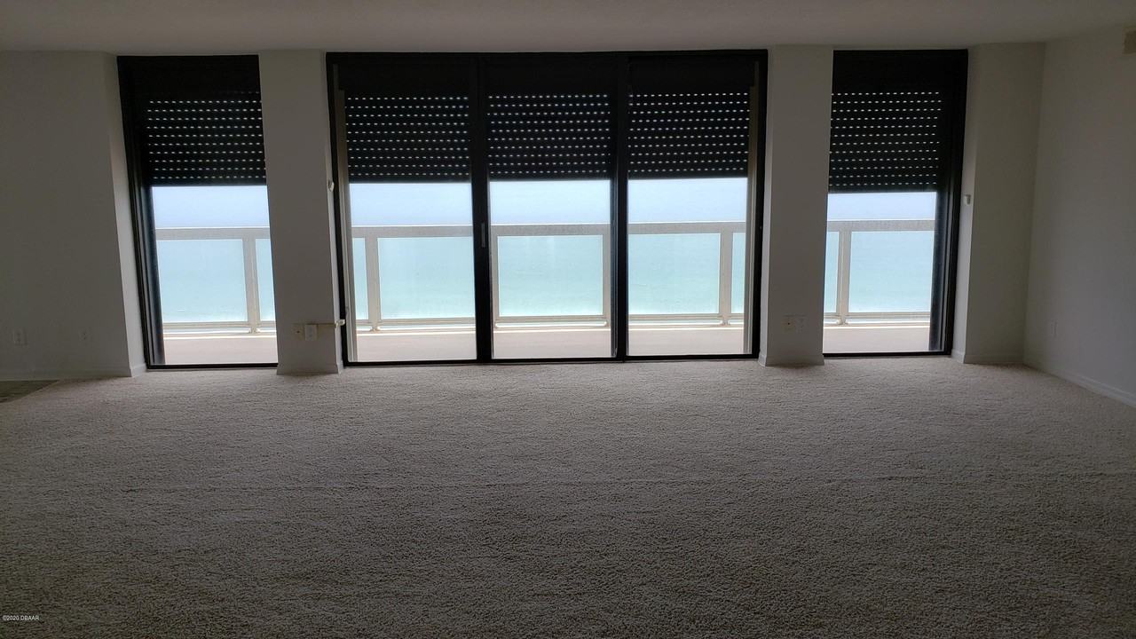 3000 N Atlantic Ave #2 - Photo 3 of 38