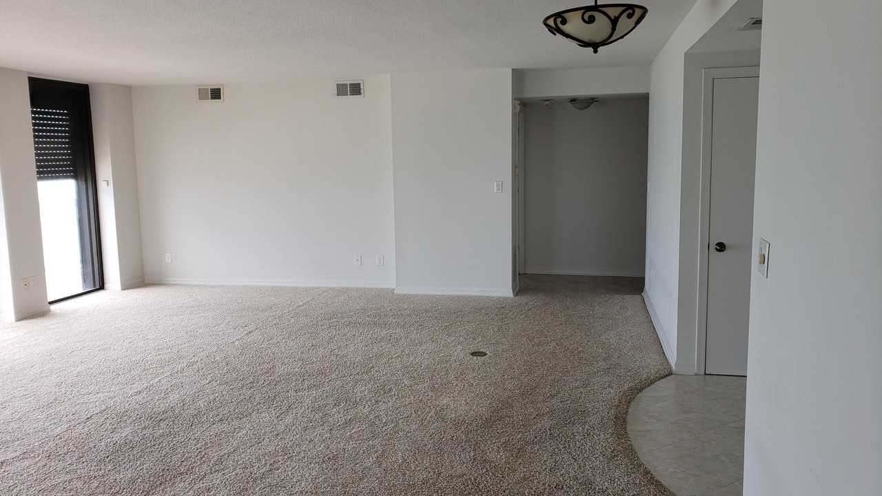 3000 N Atlantic Ave #2 - Photo 4 of 38