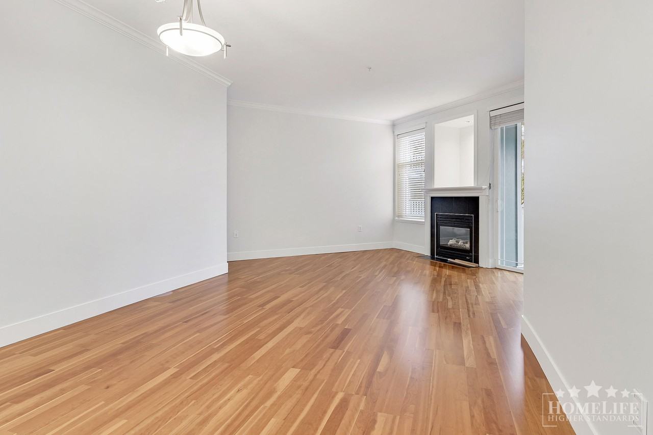 15350 16a Ave - Photo 2 of 25