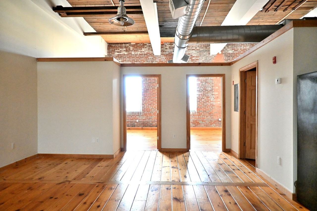 125 Goff Ave - Photo 6 of 12