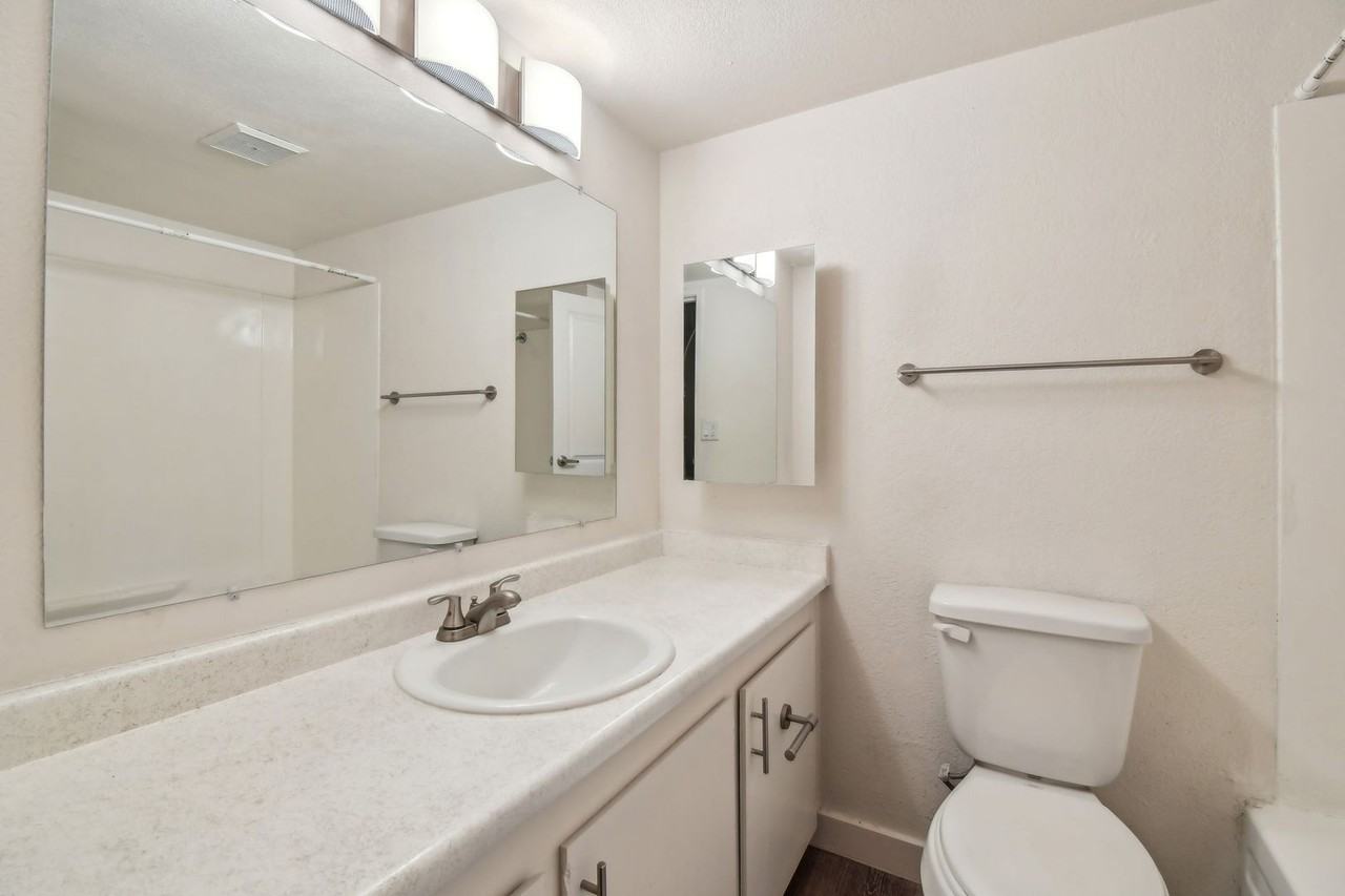 Venture on Colter - Photo 5 of 36