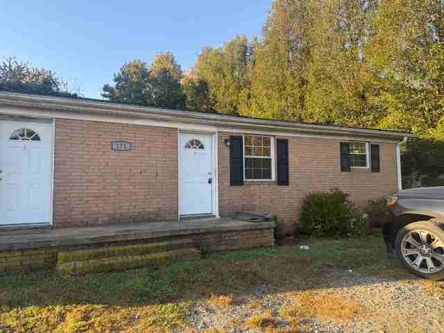 171 Turlington Dr #B - Photo 2 of 2