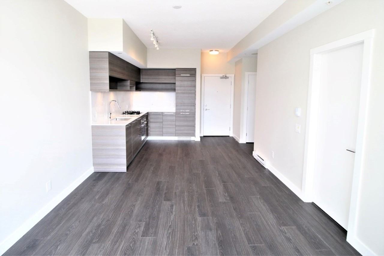 570 Emerson Street - Photo 4 of 20