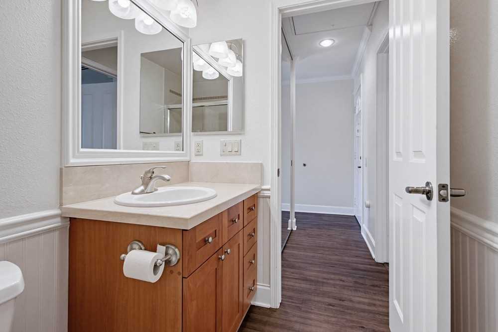 8571 Villa La Jolla Dr #K - Photo 7 of 9