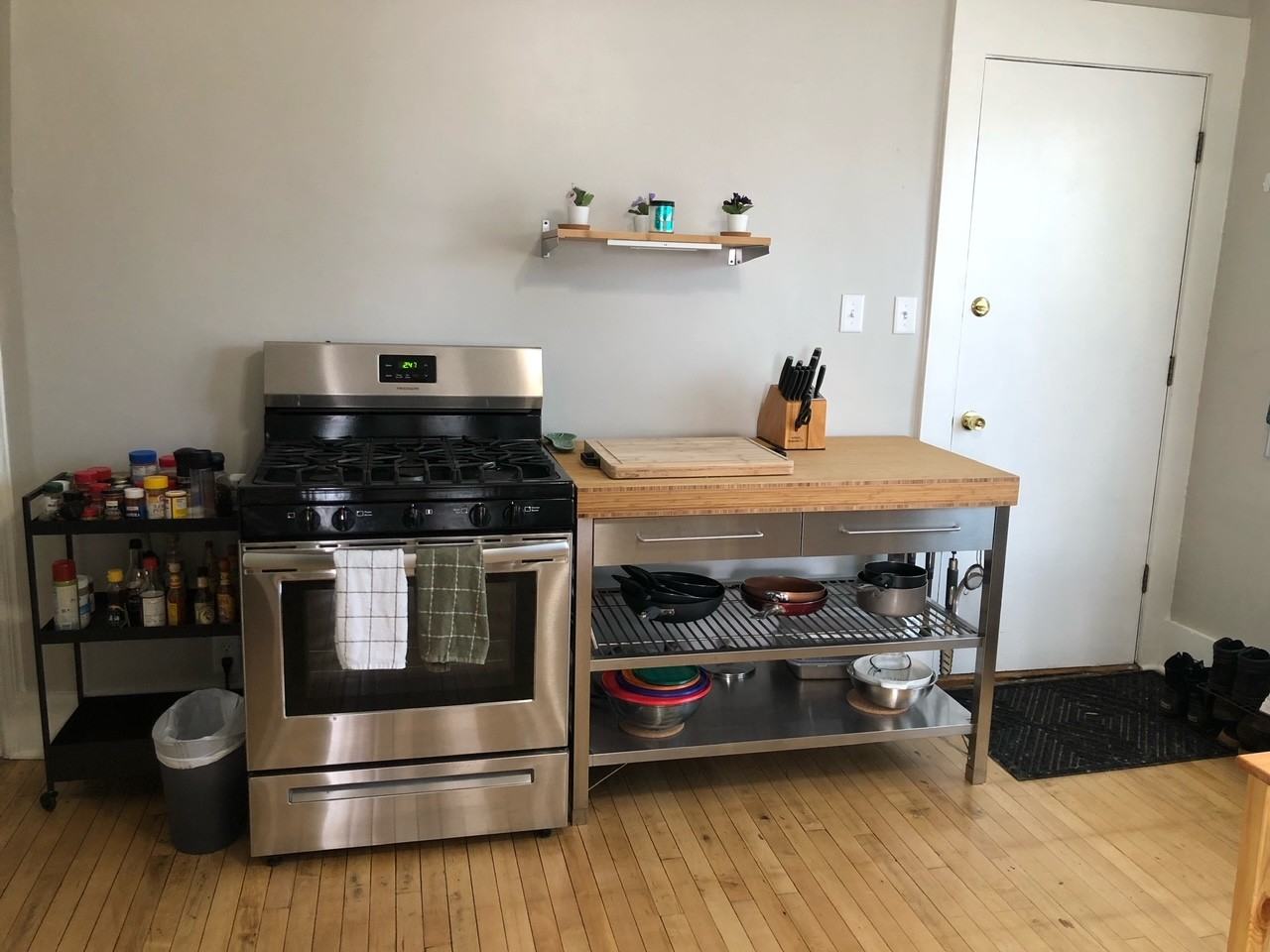 1304 E Potter Ave - Photo 6 of 10