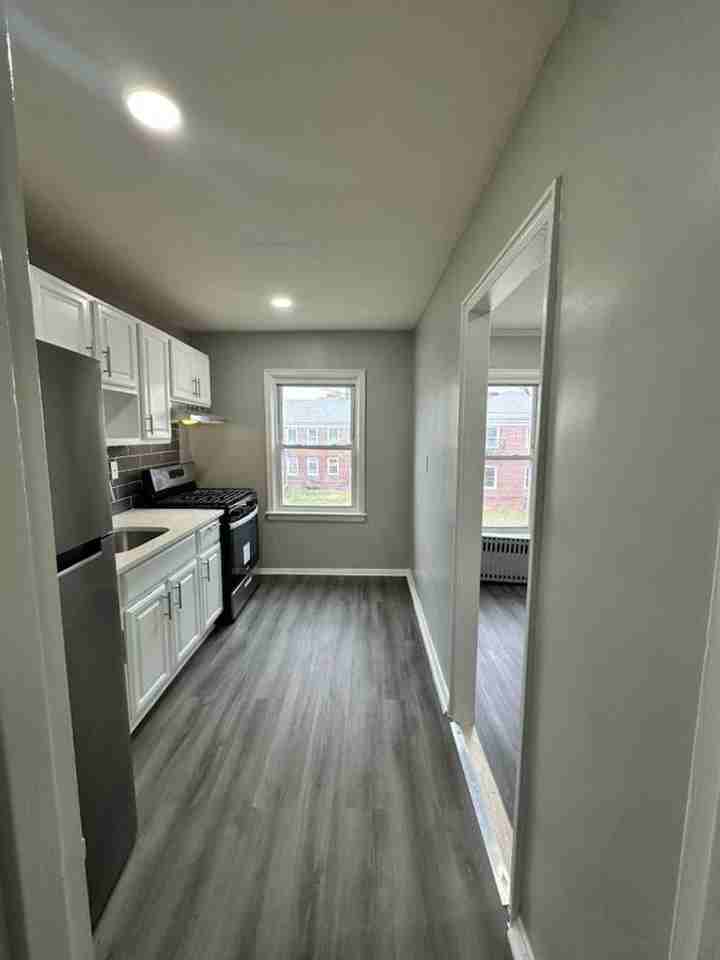 The Meridian - Photo 4 of 20