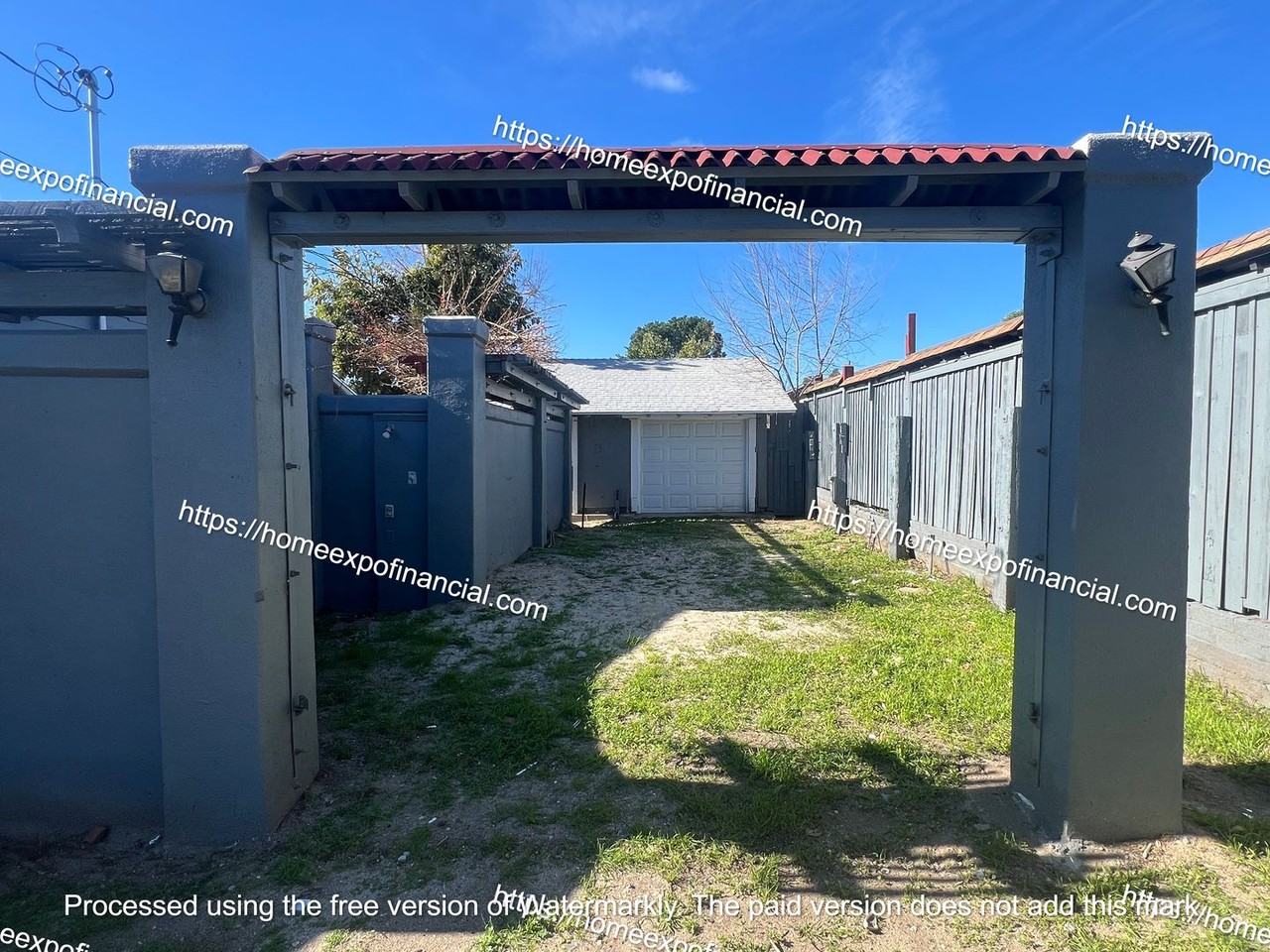 4250 N H St - Photo 7 of 34