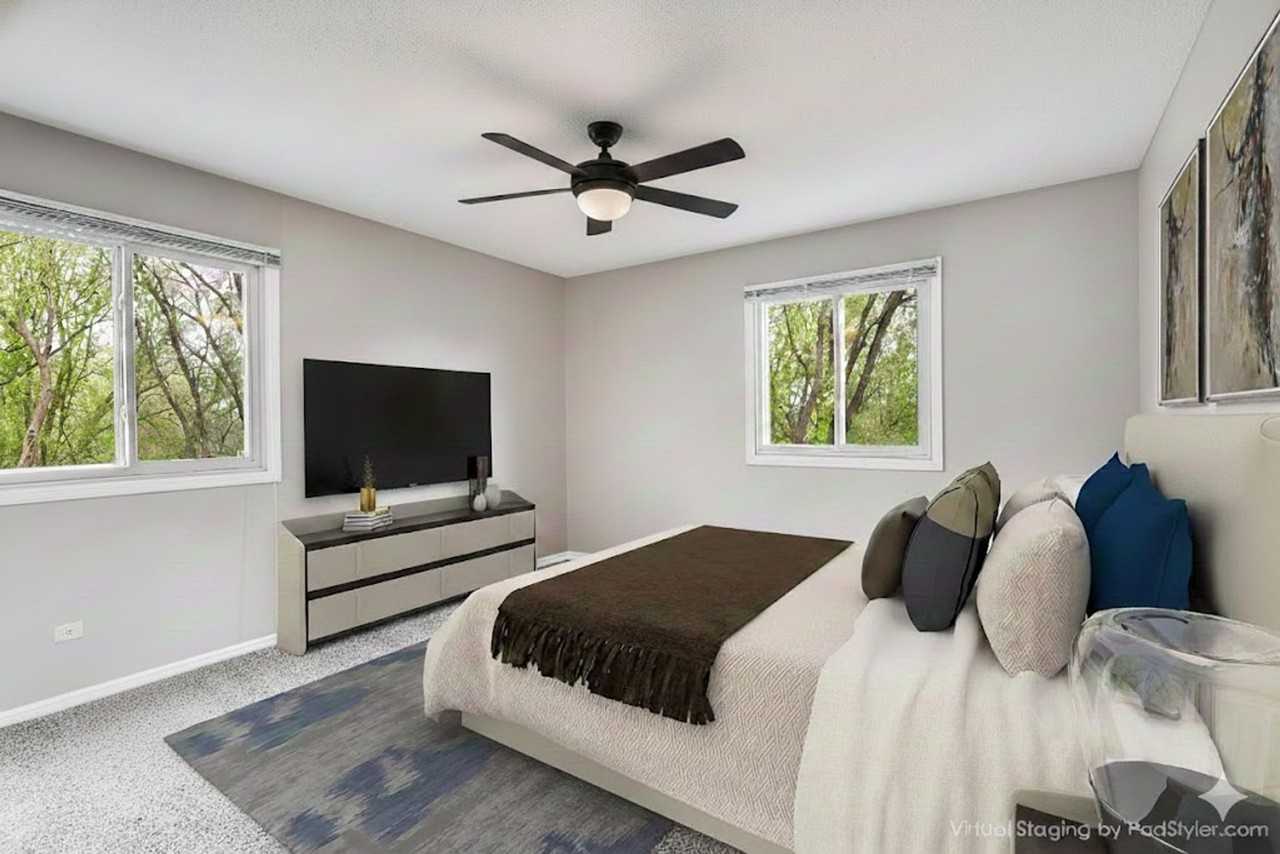 Royal Oaks Apartments - Photo 2 of 50