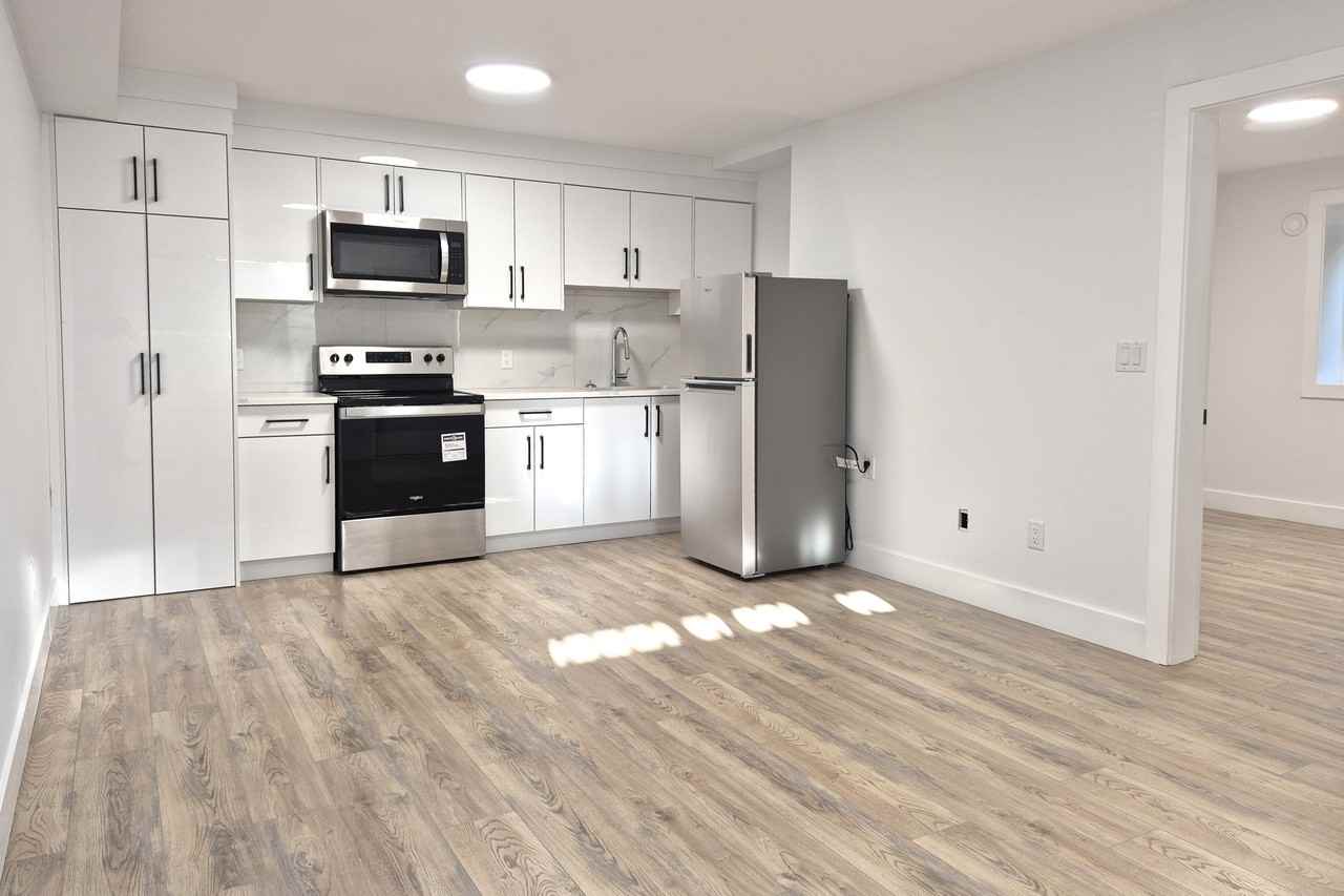 2715 201 Street - Photo 3 of 13