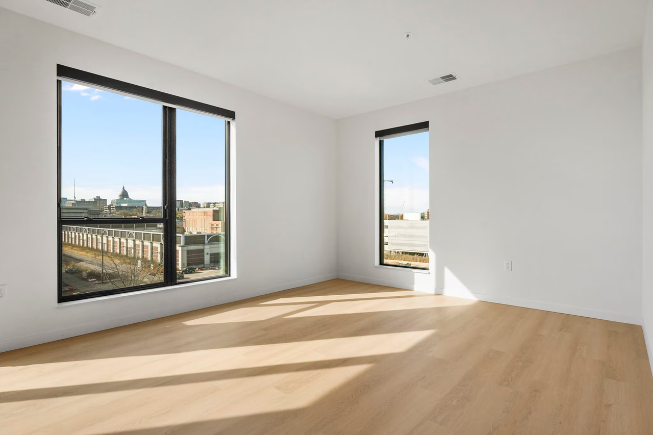 Irwin North - Photo 2 of 50