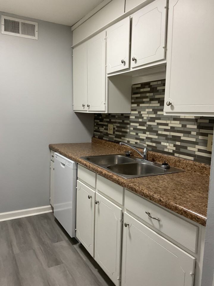 210 19th St Ne #20 - Photo 3 of 18