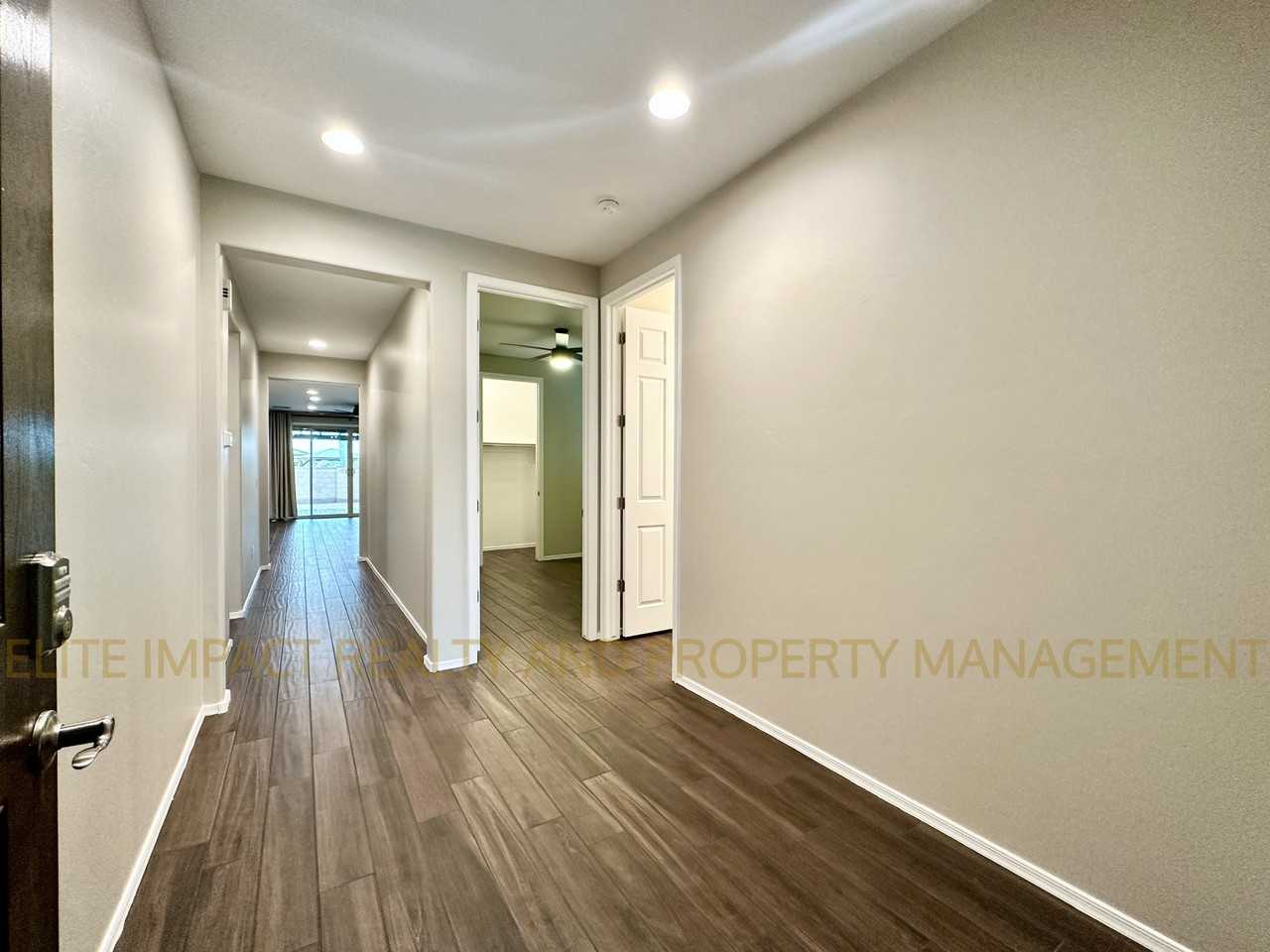 6514 E Via Arroyo Azul #1 - Photo 2 of 28