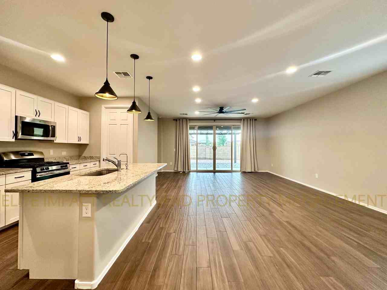 6514 E Via Arroyo Azul #1 - Photo 3 of 28