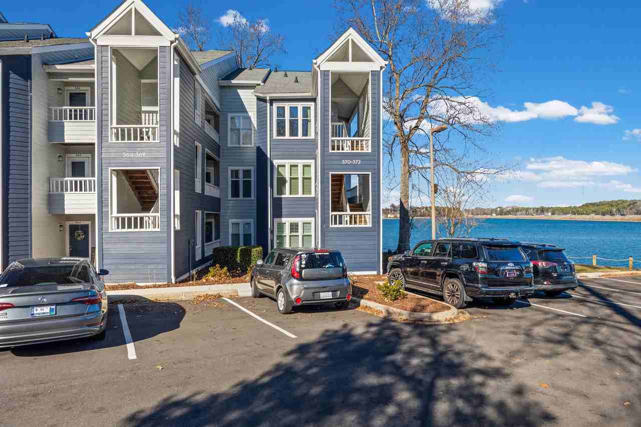 372 Northwest Drive - 1 #1 - Photo 3 of 28