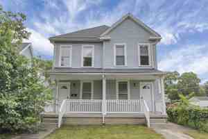 featured image of 218 W Park Ave #218