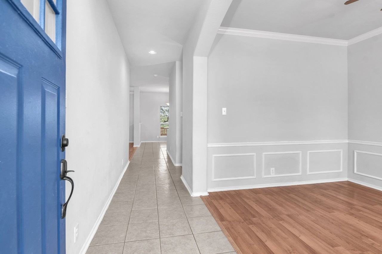 343 Willow Grove Dr #1 - Photo 4 of 31