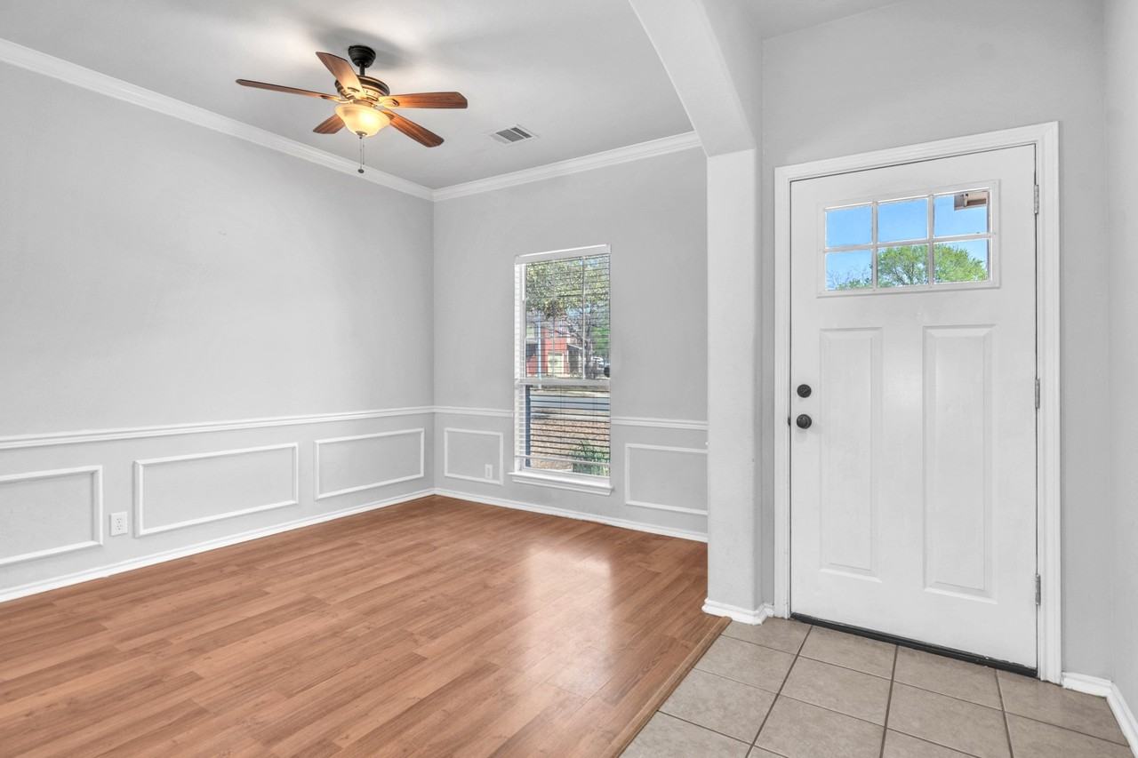 343 Willow Grove Dr #1 - Photo 5 of 31