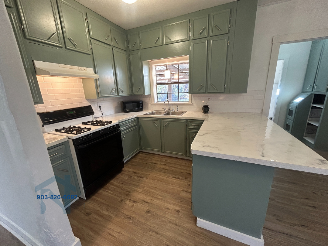 502 Jefferson Pl #1 - Photo 3 of 17