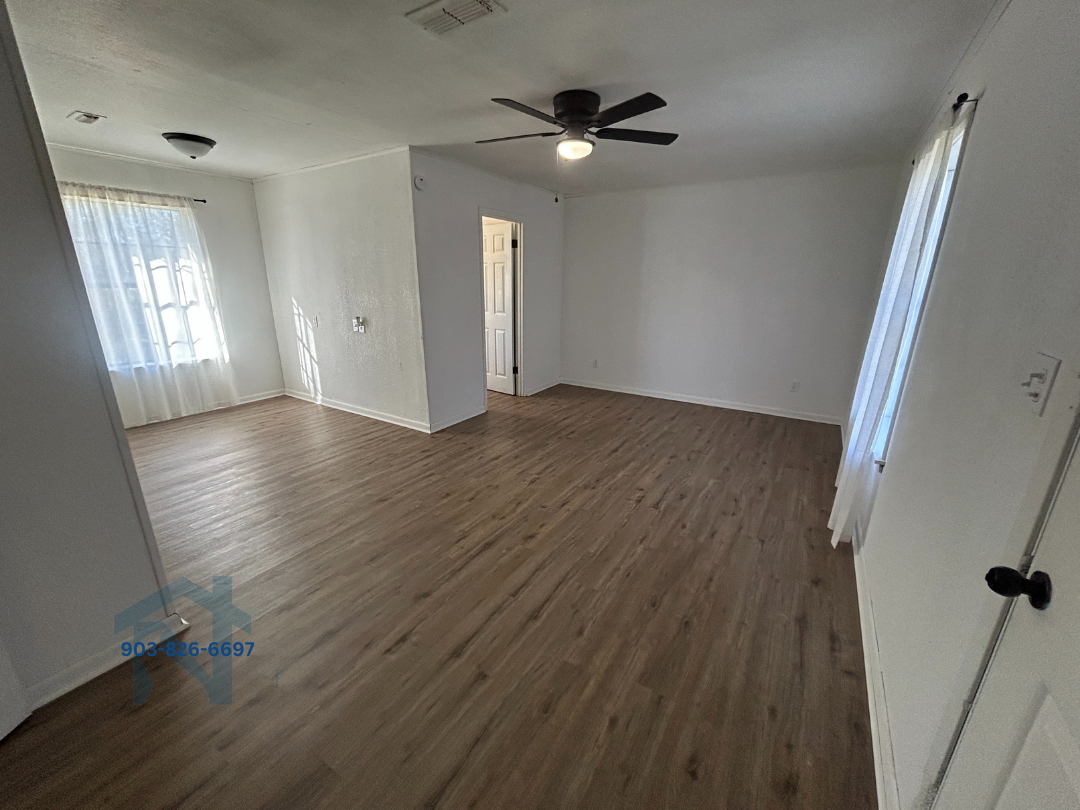 502 Jefferson Pl #1 - Photo 6 of 17