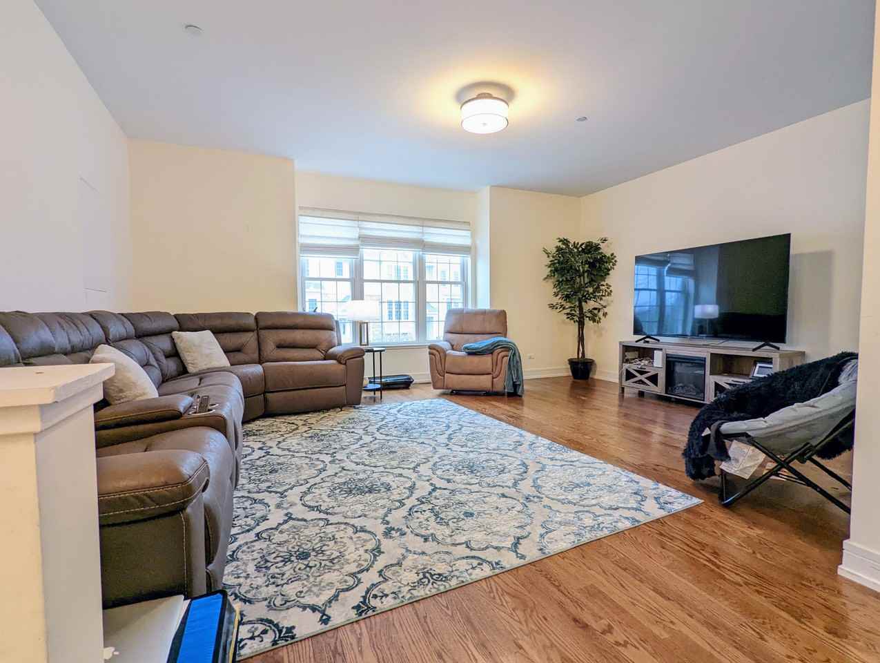 2603 Chelsey St #1 - Photo 3 of 18