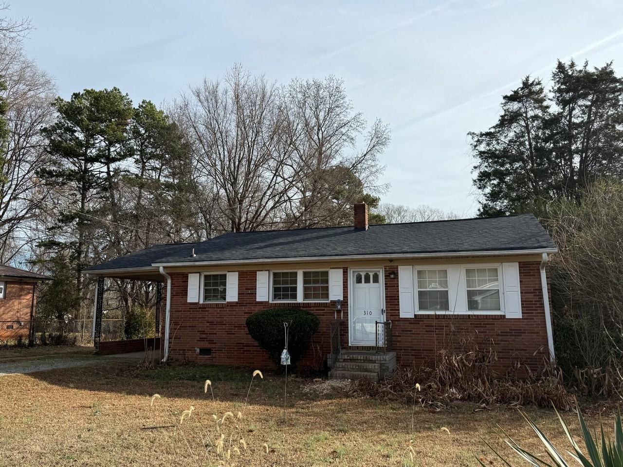 310 Bruce St #1 - Photo 3 of 10