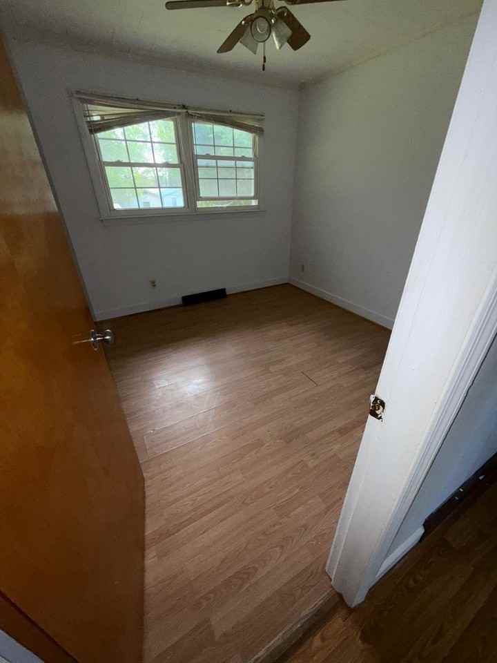 310 Bruce St #1 - Photo 5 of 10