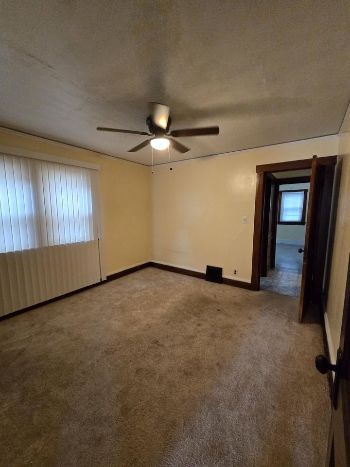 3700 N 24th Pl #1 - Photo 5 of 7