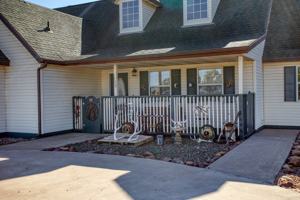 featured image of 133 S Country Club Dr #1