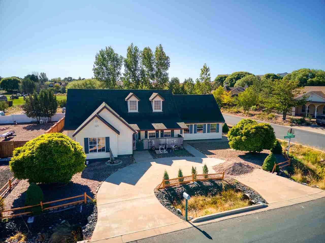 133 S Country Club Dr #1 - Photo 2 of 19