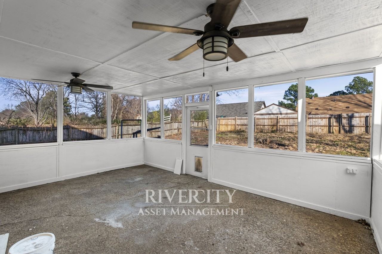 4638 Ross Rd #1 - Photo 5 of 21