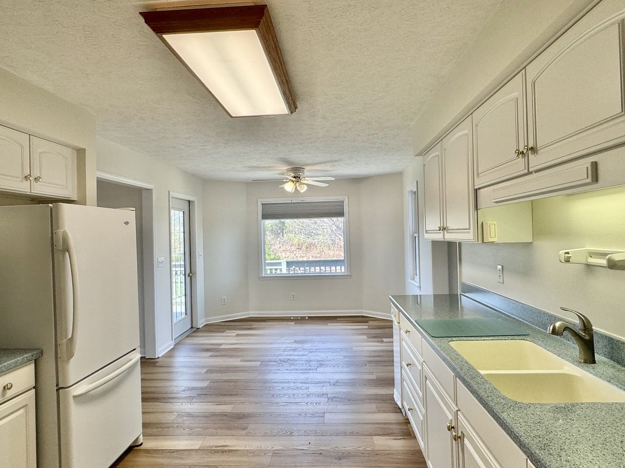 201 Seminole Cir #1 - Photo 7 of 28