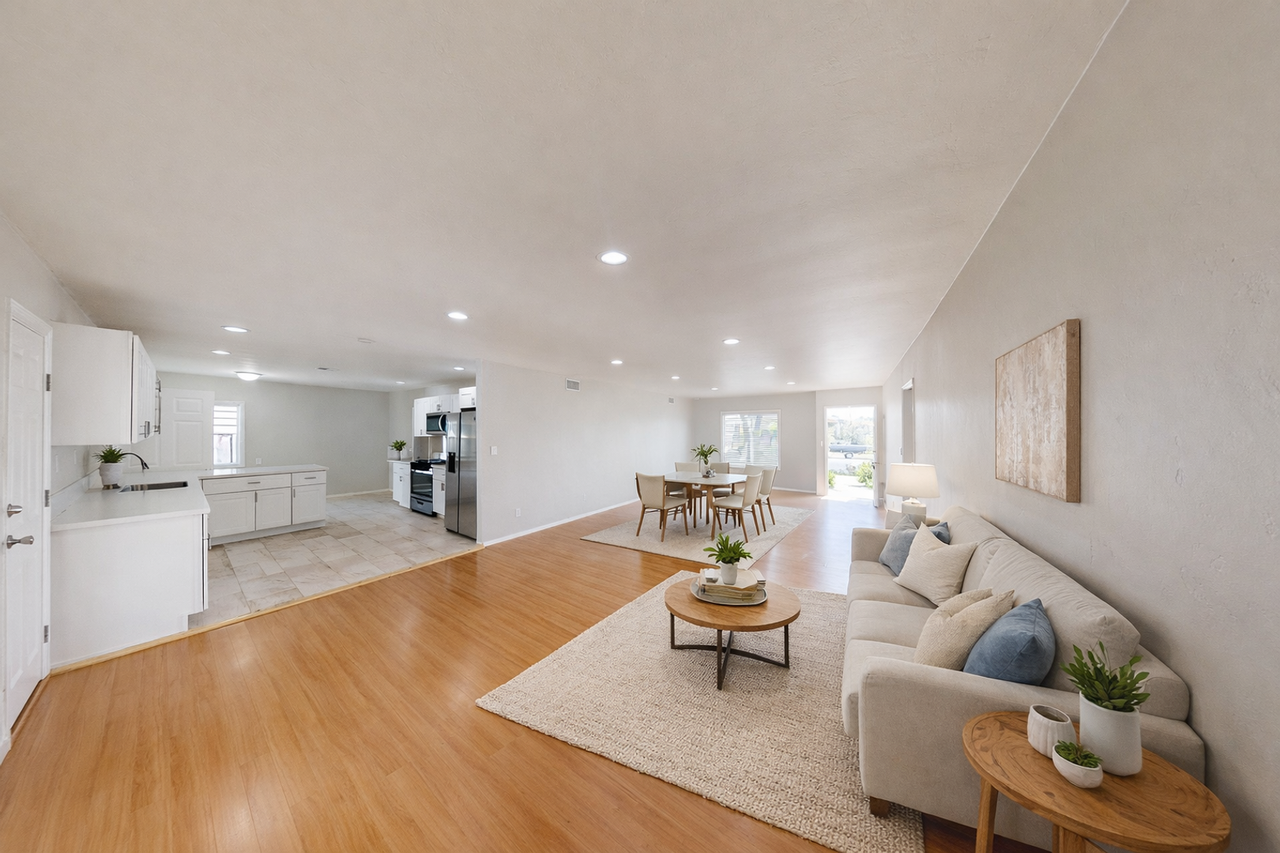 4921 63rd St - Photo 5 of 25