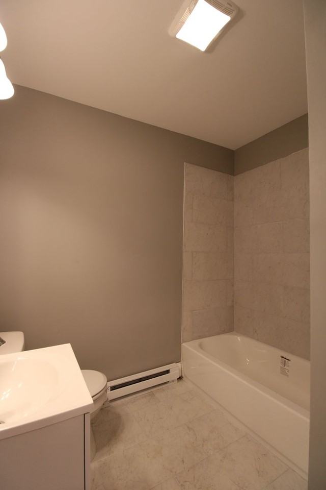 300 S 2nd St - Photo 7 of 26