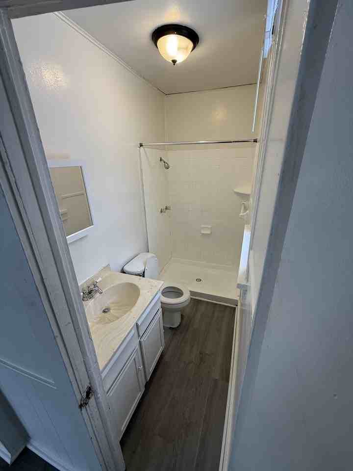 74 Jessamine Ave W #1 - Photo 7 of 7