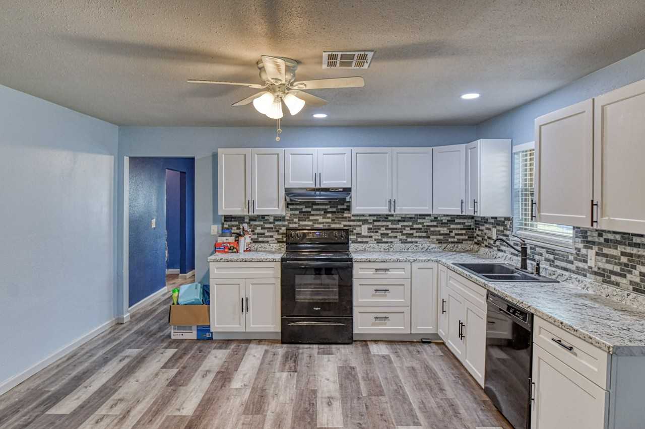 1108 W Highway 277 #1 - Photo 6 of 40